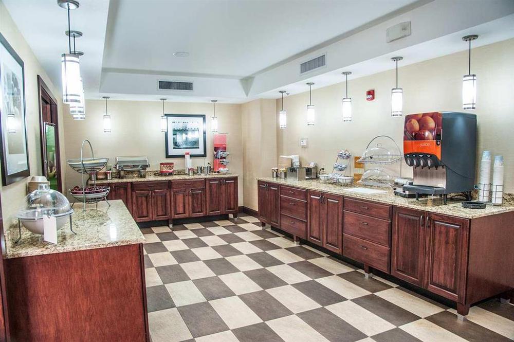 Hampton Inn Bismarck Restoran foto